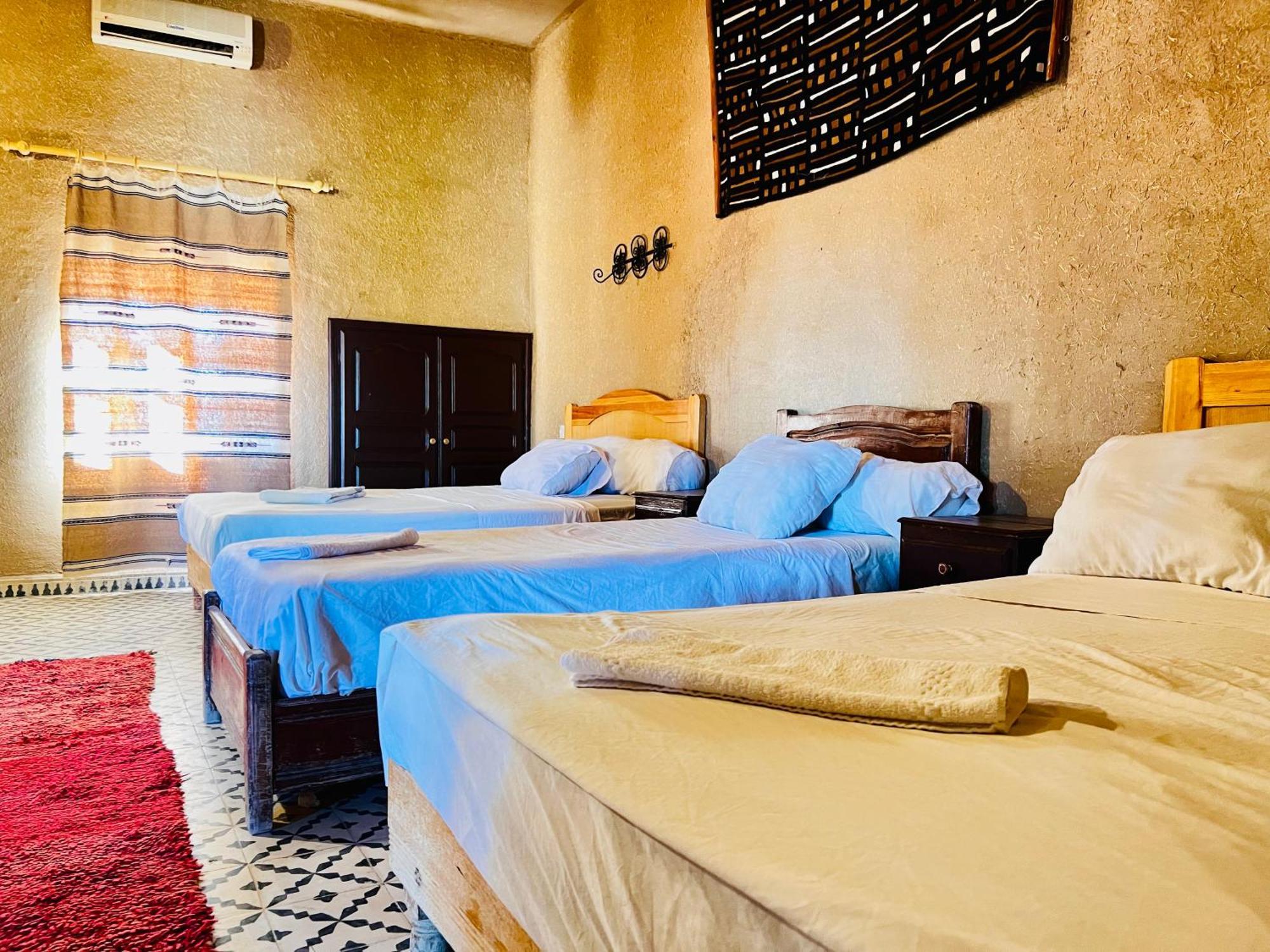 Hotel Camping Les Roses Des Dunes & Piscine Merzuga Kültér fotó