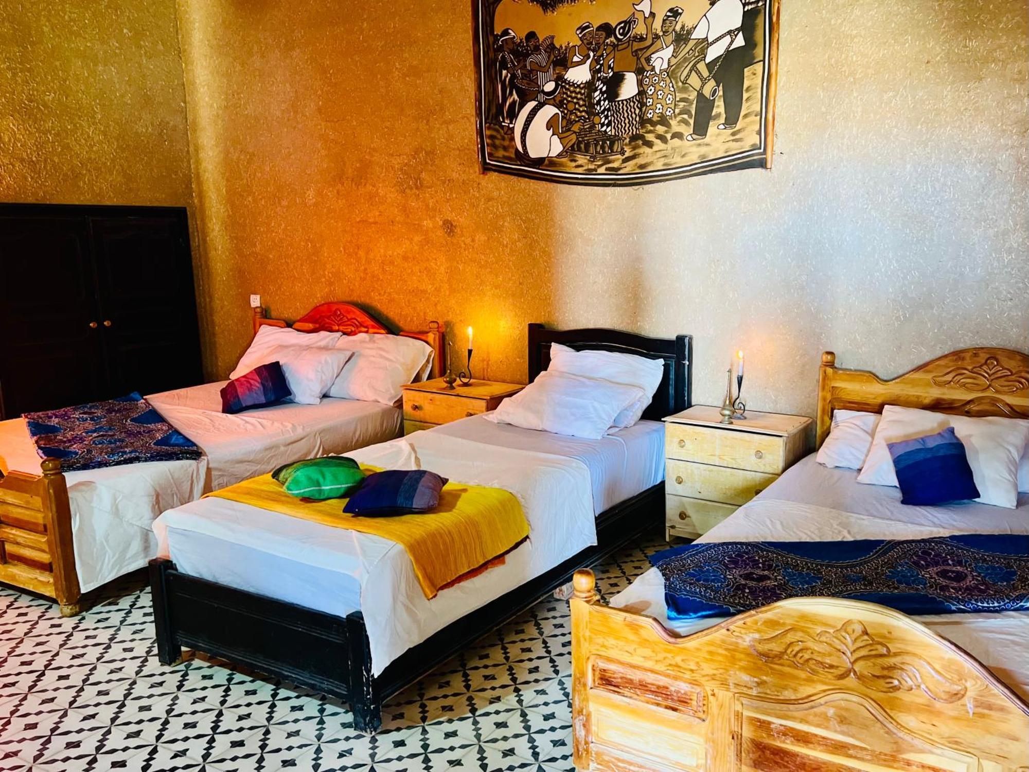 Hotel Camping Les Roses Des Dunes & Piscine Merzuga Kültér fotó