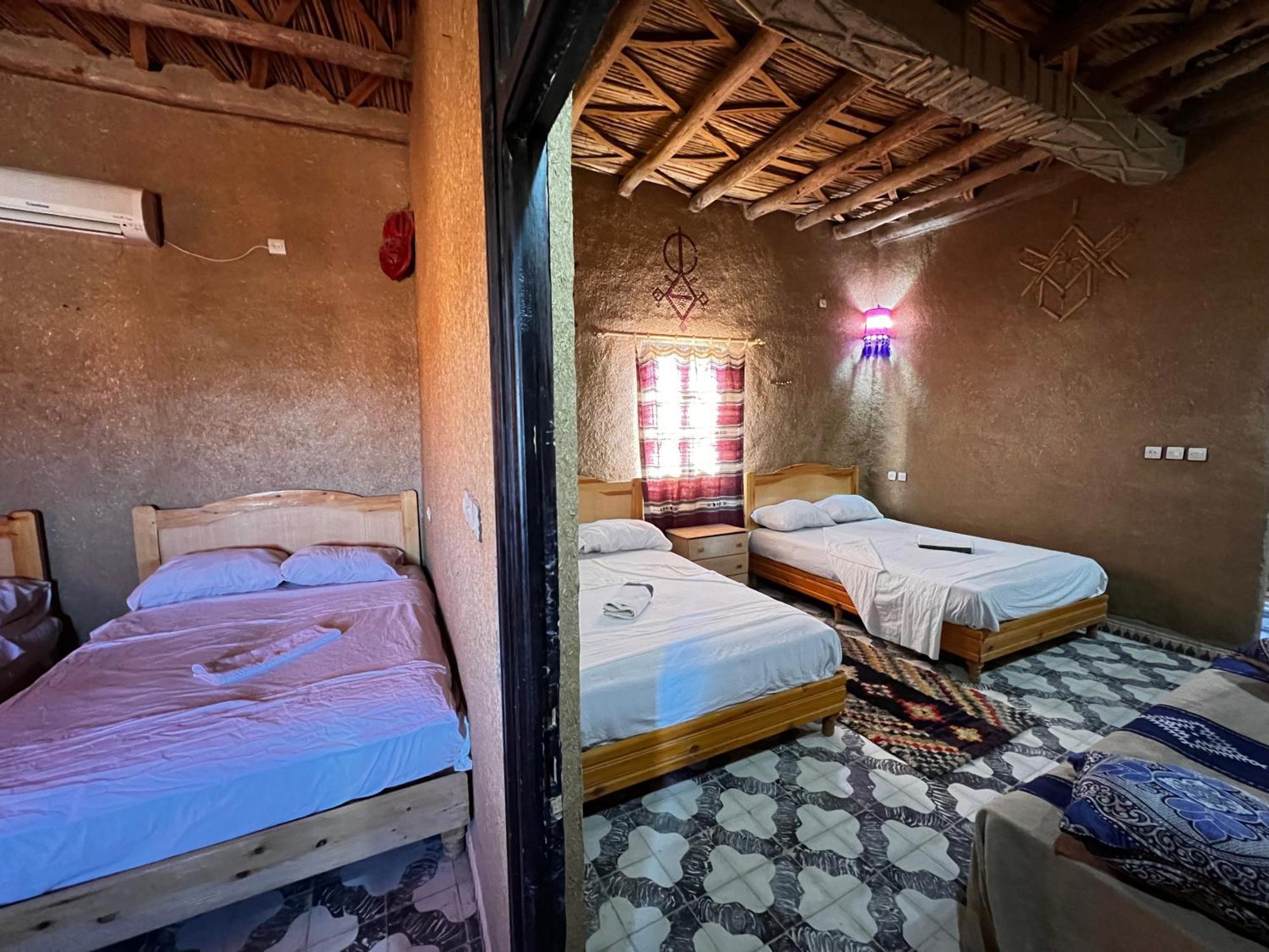 Hotel Camping Les Roses Des Dunes & Piscine Merzuga Kültér fotó