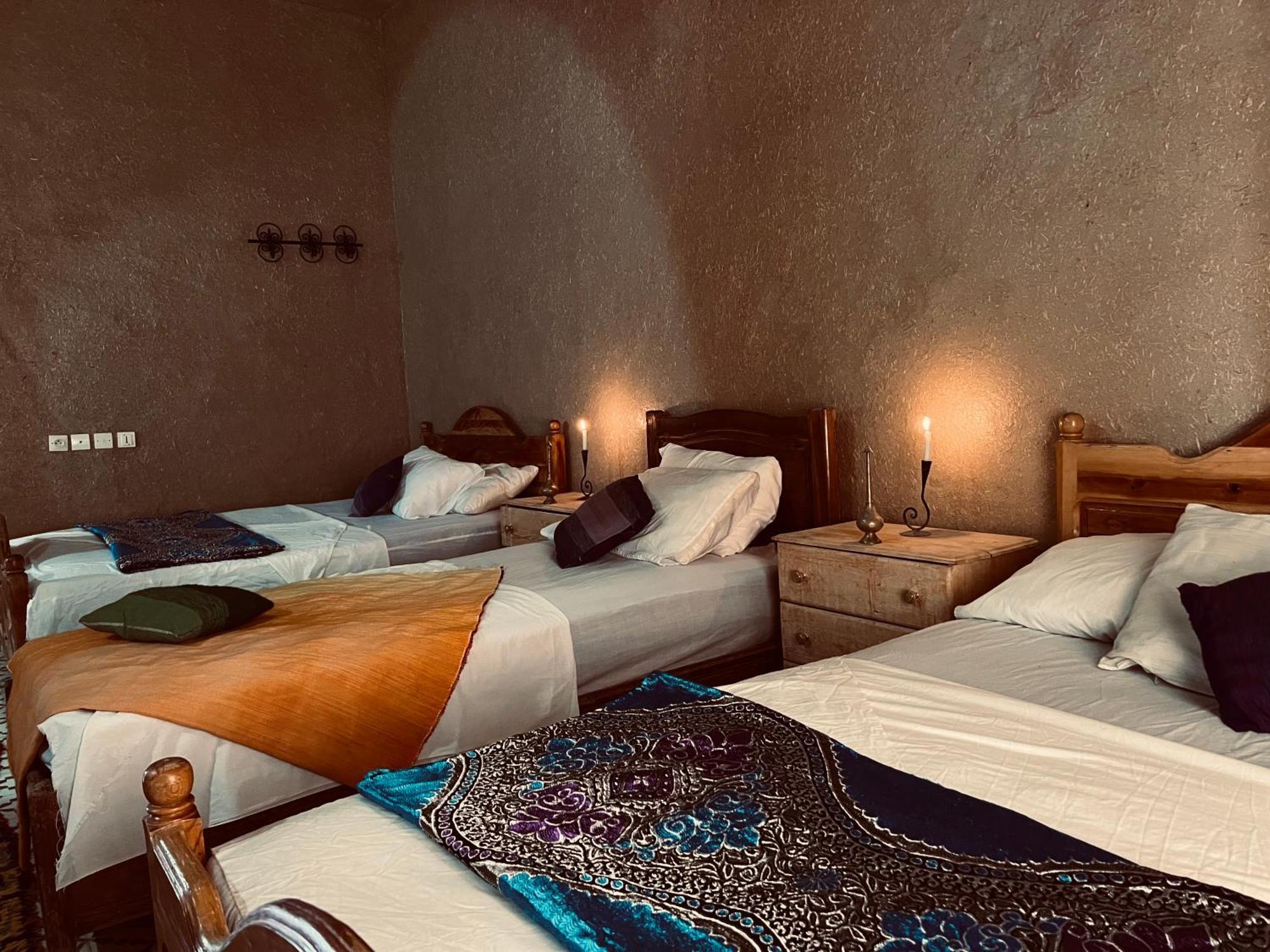 Hotel Camping Les Roses Des Dunes & Piscine Merzuga Kültér fotó