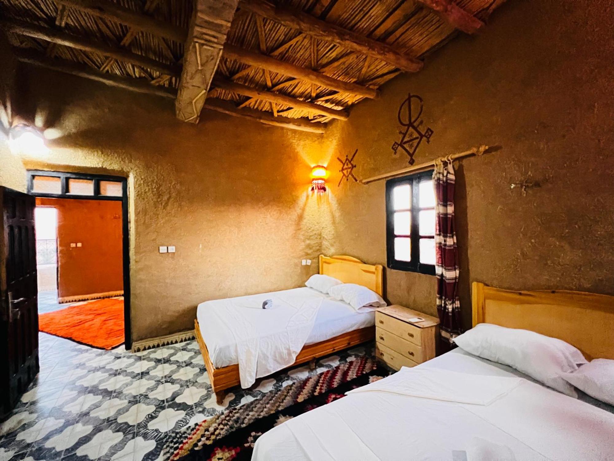 Hotel Camping Les Roses Des Dunes & Piscine Merzuga Kültér fotó
